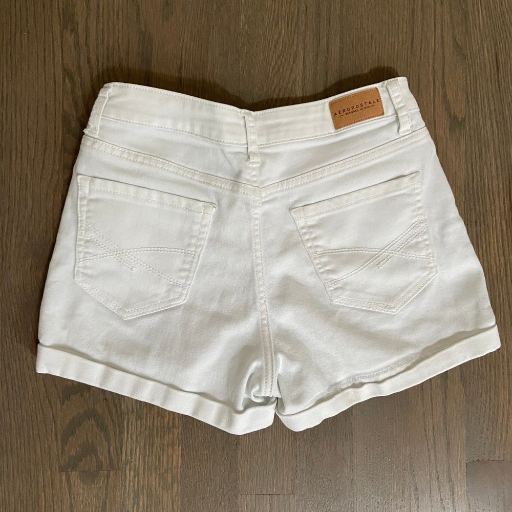 Aeropostale white high waisted midi shorts - Picture 2 of 5